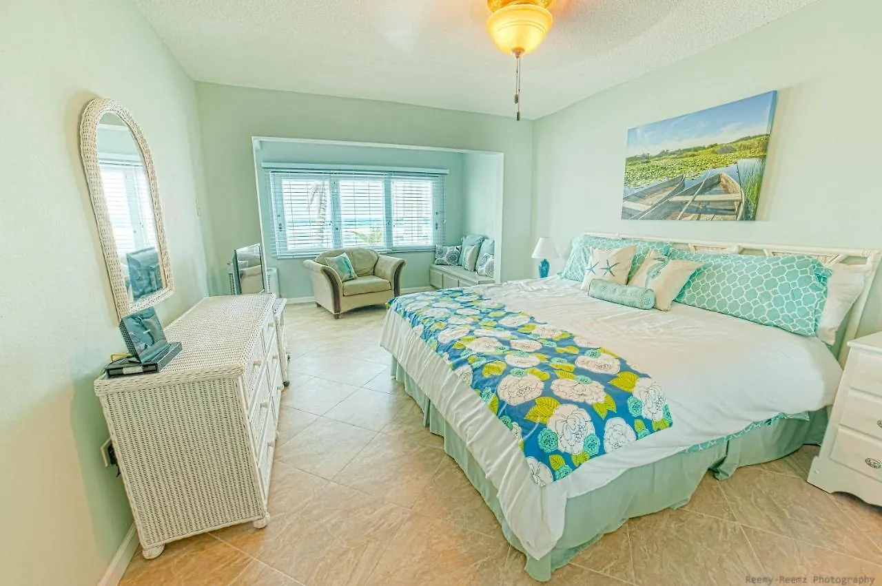 Апартаменты Gorgeous Ocean Views! Welcome To Bella Breeze! Beachfront 2Br 2Ba Sion Farm Виргинские острова, США